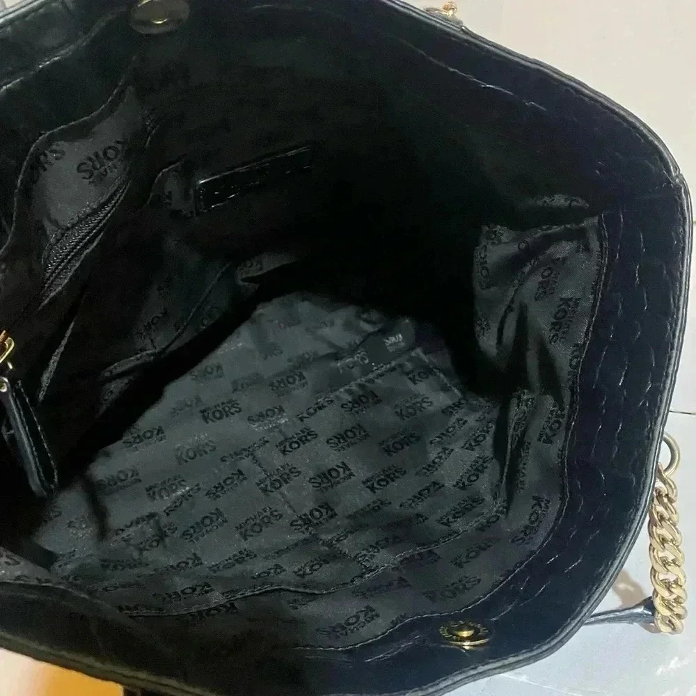 Michael kors black embossed leather shoulder handbag - Picture 11 of 12